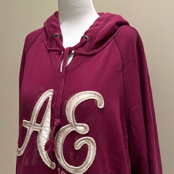 NWOT-American Eagle~Hoodie~Women’s Size L-Burgundy-Cotton - Picture 3 of 11
